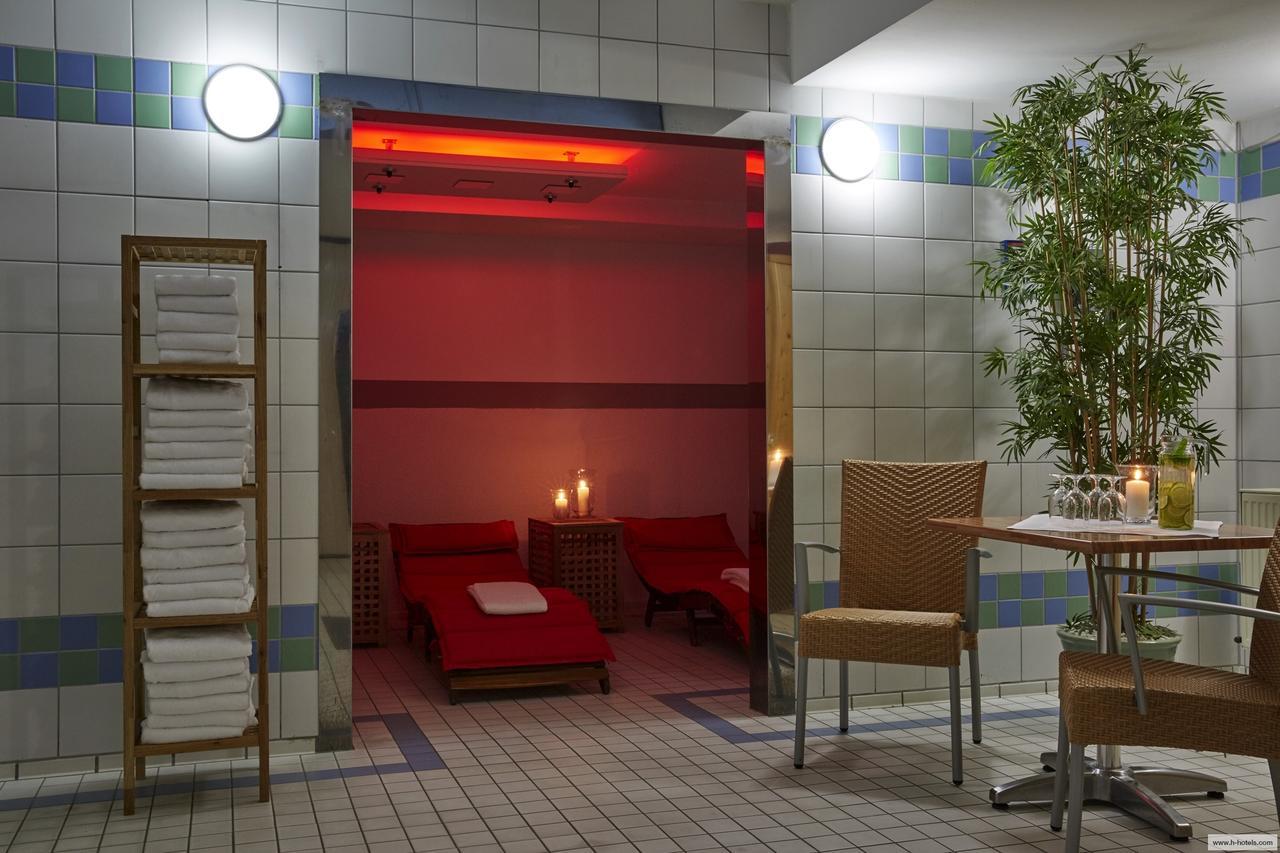 H+ Hotel Koeln Huerth Exterior photo